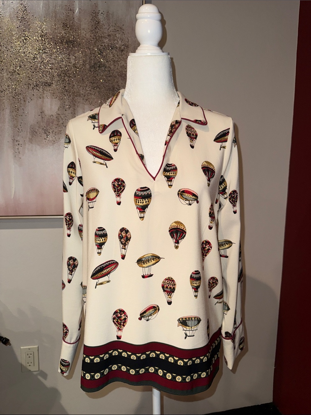 ZARA collection Cream Hot Air Balloon Print Long Sleeve V-Neck Top
